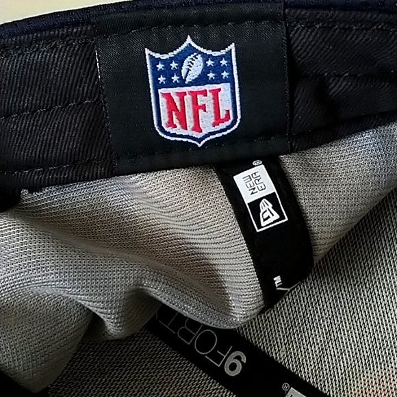 New Era Men's NFL Chicago Bears Sideline 9Forty Navy GSH Snapback Hat - Picture 10 of 11